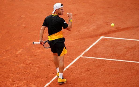 Diego Schwartzman superó a Norbert Gombos y avanzó a octavos de Roland Garros