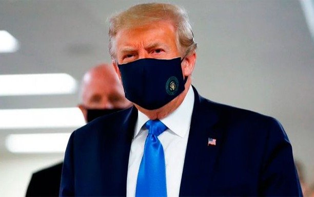 Trump continúa internado "sin recibir oxígeno" e inició un tratamiento con remdesivir 