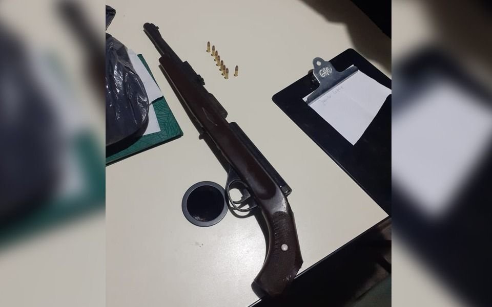 Berisso: detuvieron a un menor que le disparó varios tiros a otro con una carabina