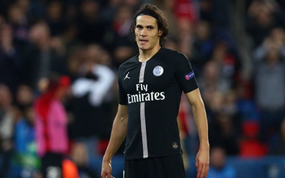 Edinson Cavani a un paso de ser compañero de dos argentinos en la Premier League