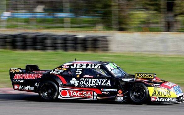 Valentín Aguirre ganó la final del Turismo Carretera en el Oscar y Juan Gálvez 