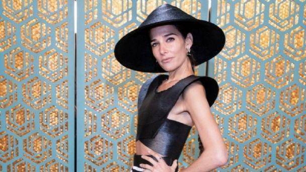El look japonés de Juanita que casi la deja “en tetis”