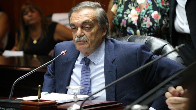Para Lugones, “la Corte se mete en un tema complejo”