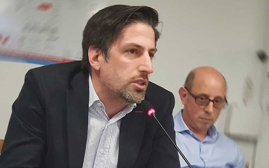 Trotta: "No hace falta la vacuna para volver a clases"