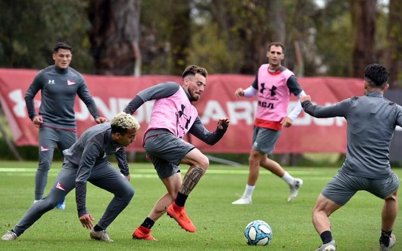 A puro fútbol en el Country Club