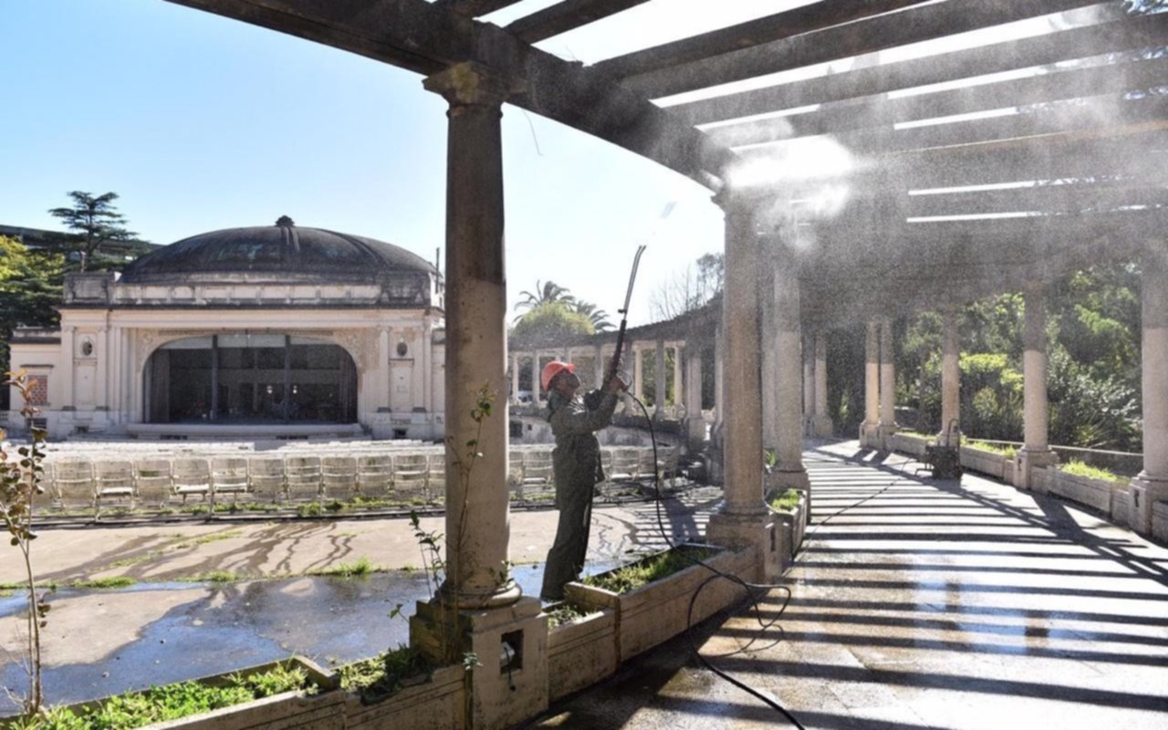 Pulseada por el Anfiteatro del Lago: Provincia ratifica su postura pero la Comuna sigue con las obras