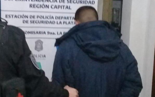 Motochorro o chorro de motos: lo apresaron con una Titán robada