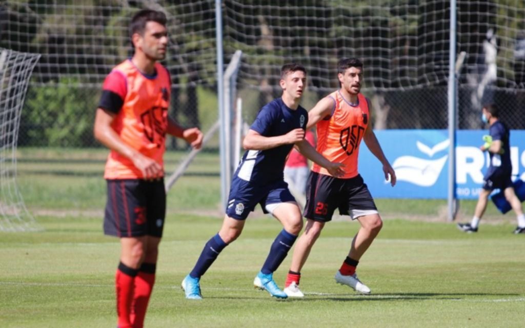 Gimnasia, con los titulares, le ganó 2-1 a Defensores de Belgrano en Estancia Chica