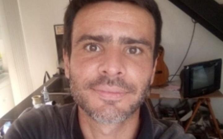 Tenía un perfil social y estaba "angustiado por la situación actual de los médicos"
