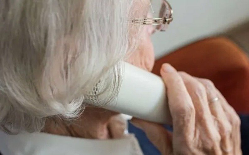 Jubilados de El Mondongo están sin teléfono fijo desde hace 6 meses y reclaman una solución