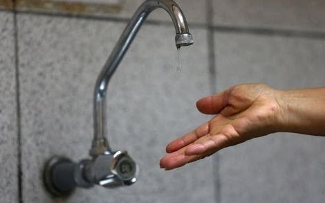 Intranquilidad en Gonnet por la falta de presión en los hogares