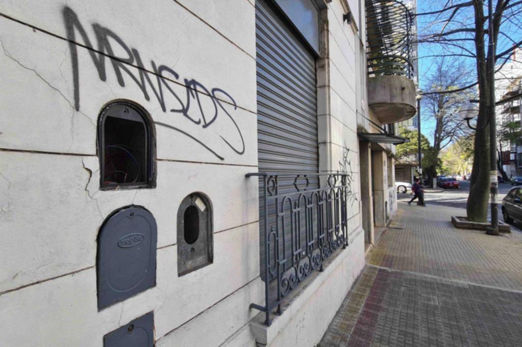 El robo de metales crece sin freno y afecta a los usuarios y a las empresas de servicios