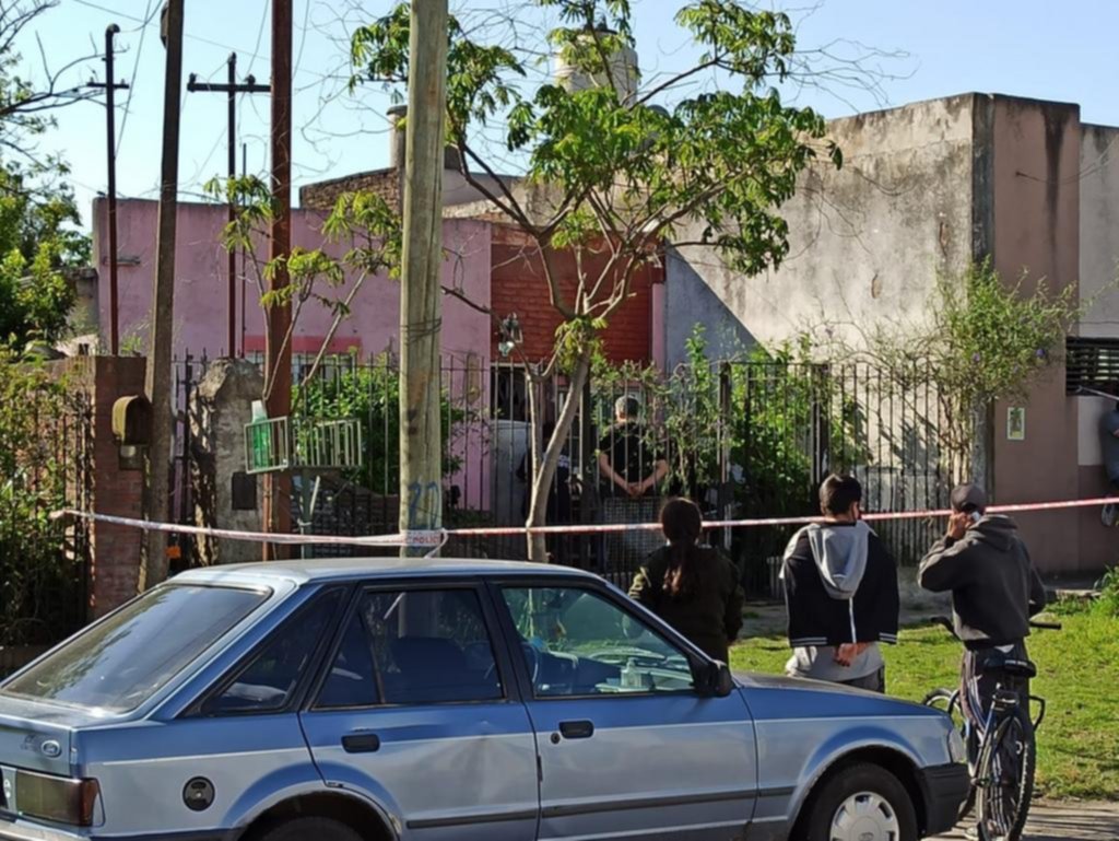 Investigan el asesinato en Los Hornos de un jubilado de 84 años