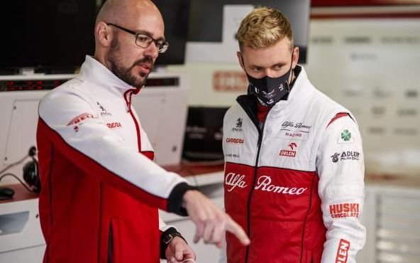 Finalmente el debut del hijo de Schumacher en la Fórmula 1 no pudo ser