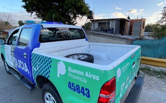 Matan de una puñalada a un adolescente durante la fiesta de un sujeto con domiciliaria