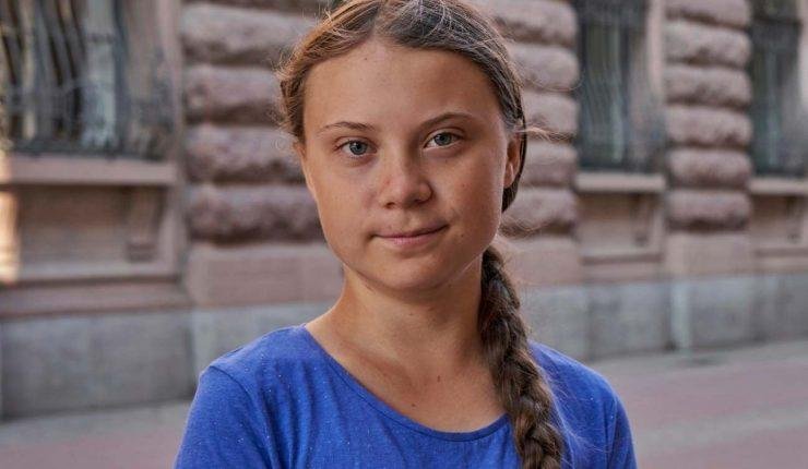 Greta Thunberg llama a votar por Biden