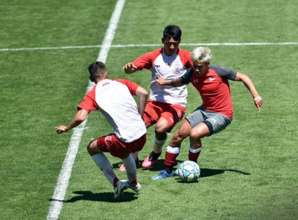 Empate de los suplentes con tanto del debutante