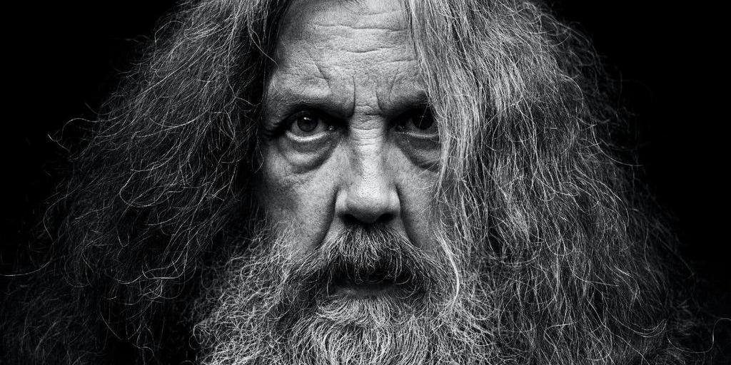 Alan Moore: “Los superhéroes han arruinado la cultura”