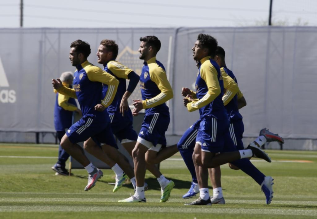 Boca entrena con rivales en la mira y un ausente con litigio