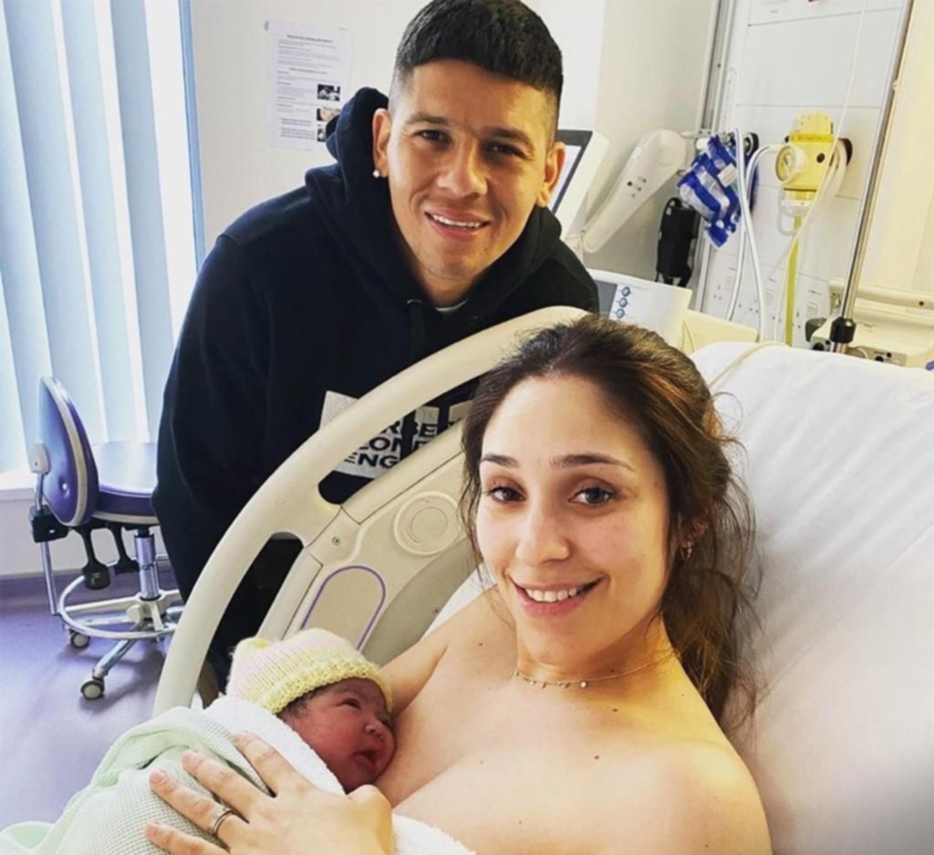Marcos Rojo fue papá en Manchester
