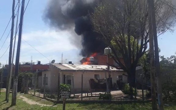 Al menos nueve heridos por el incendio en un depósito de garrafas en Tortuguitas