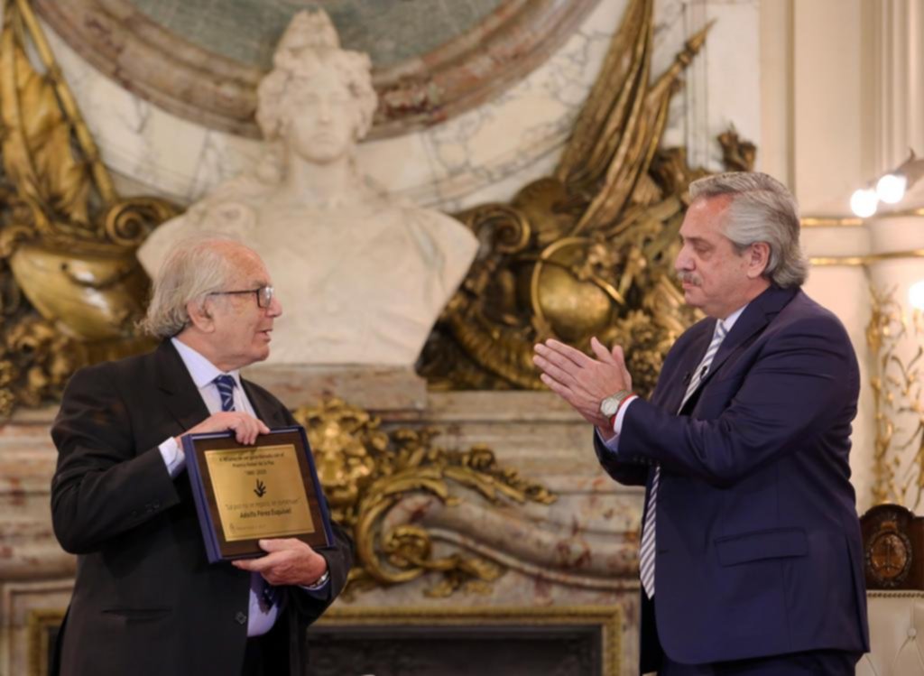Homenaje a 40 años del premio Nobel de la Paz