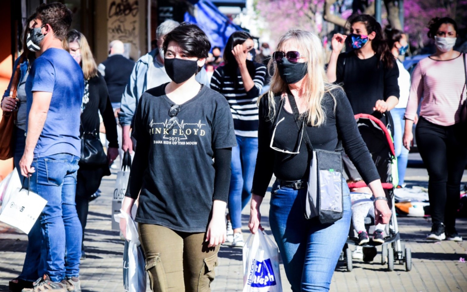 Estiman una caída de 40 por ciento en las ventas por el Día de la Madre