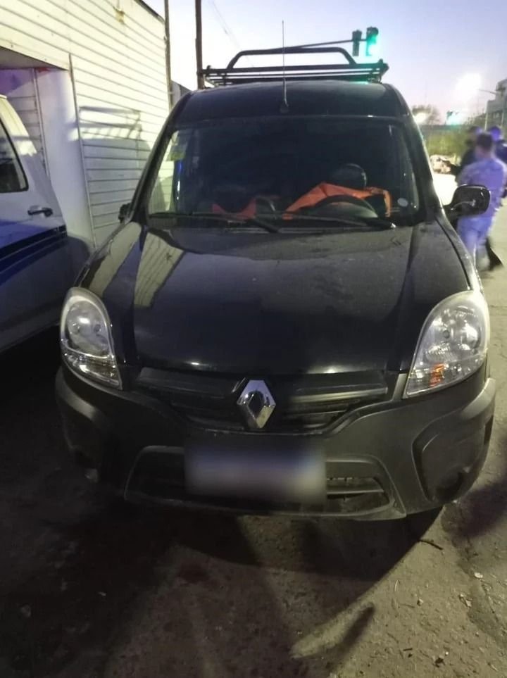 Hallan a una joven drogada con burundanga y abusada en una camioneta y hay dos detenidos