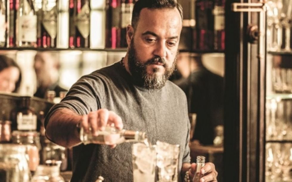 El mejor bartender del mundo es argentino: vive en Buenos Aires y se llama Renato Giovannoni