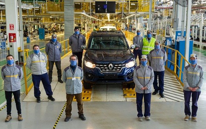 Renault comenzó la producción en serie de Alaskan, la nueva pick up argentina