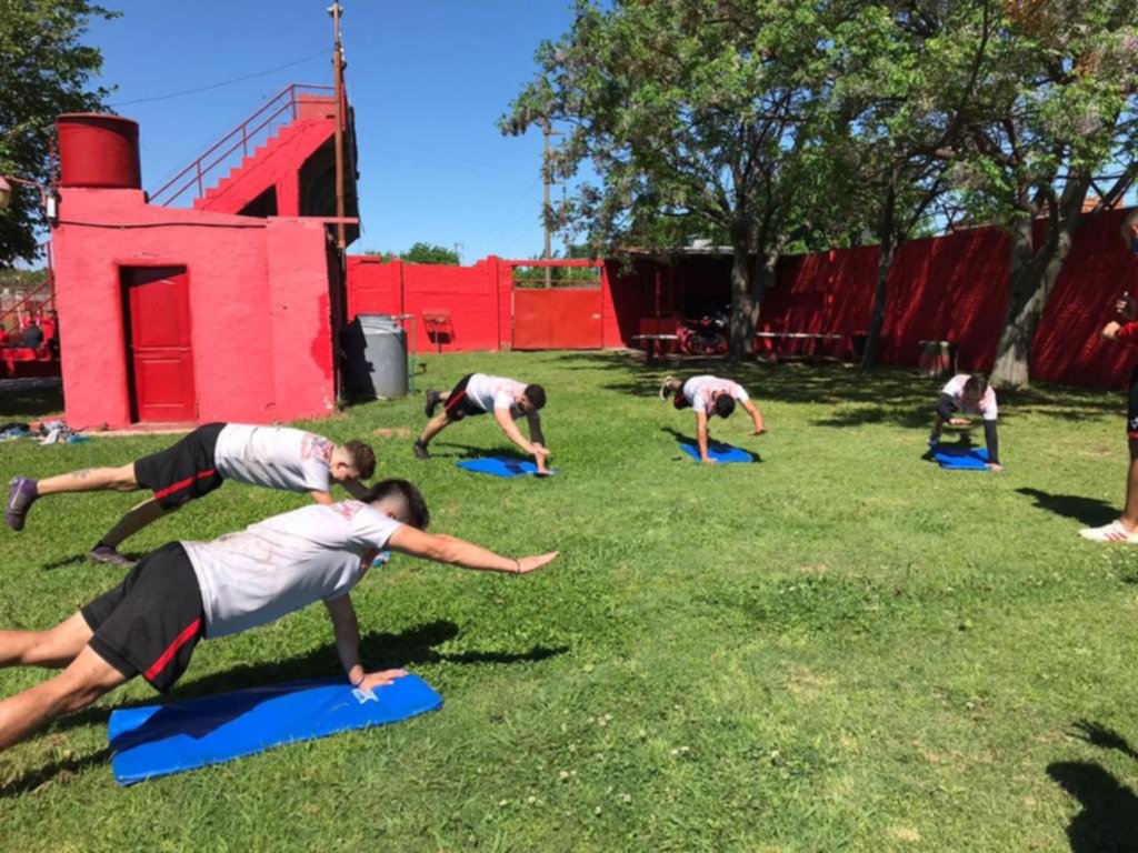 Camba realizó en Ensenada la primera práctica presencial