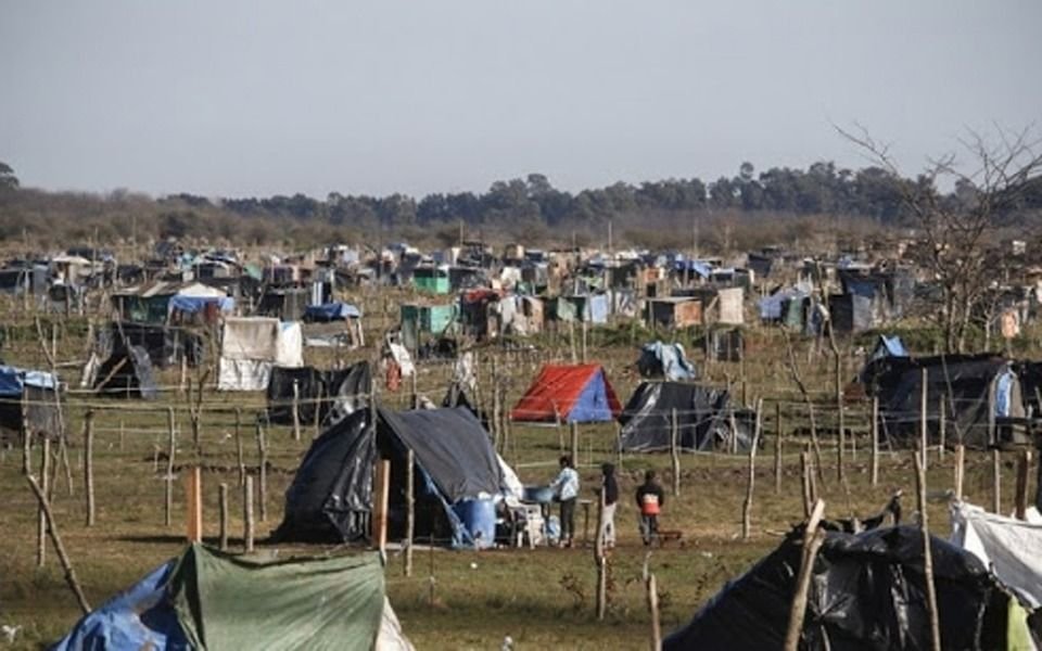 Subsidios de hasta 50 mil pesos por crisis habitacional: cómo se accederá y en qué se podrá gastar
