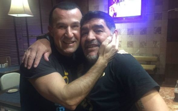 Se filtró una de las sorpresas que le tienen preparadas a Maradona para su cumpleaños 