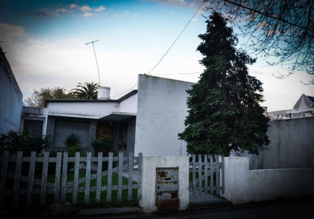 En menos de 10 cuadras, despertaron y asaltaron a jubiladas en sus casas
