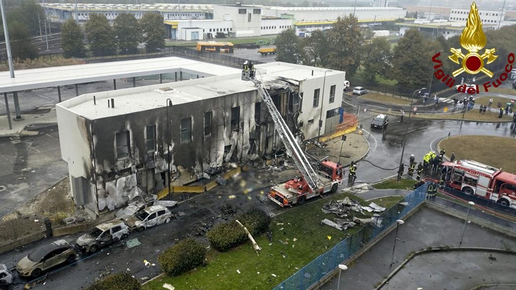 Tragedia aérea Chocó contra un edificio