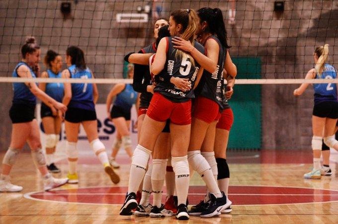 Muy buena victoria albirroja en vóley femenino en la antesala del clásico