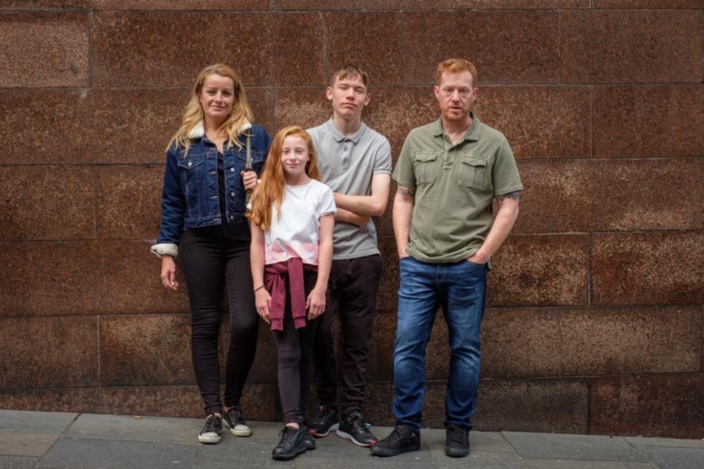 “Lazos de familia”: otra denuncia de Ken Loach llega al cine