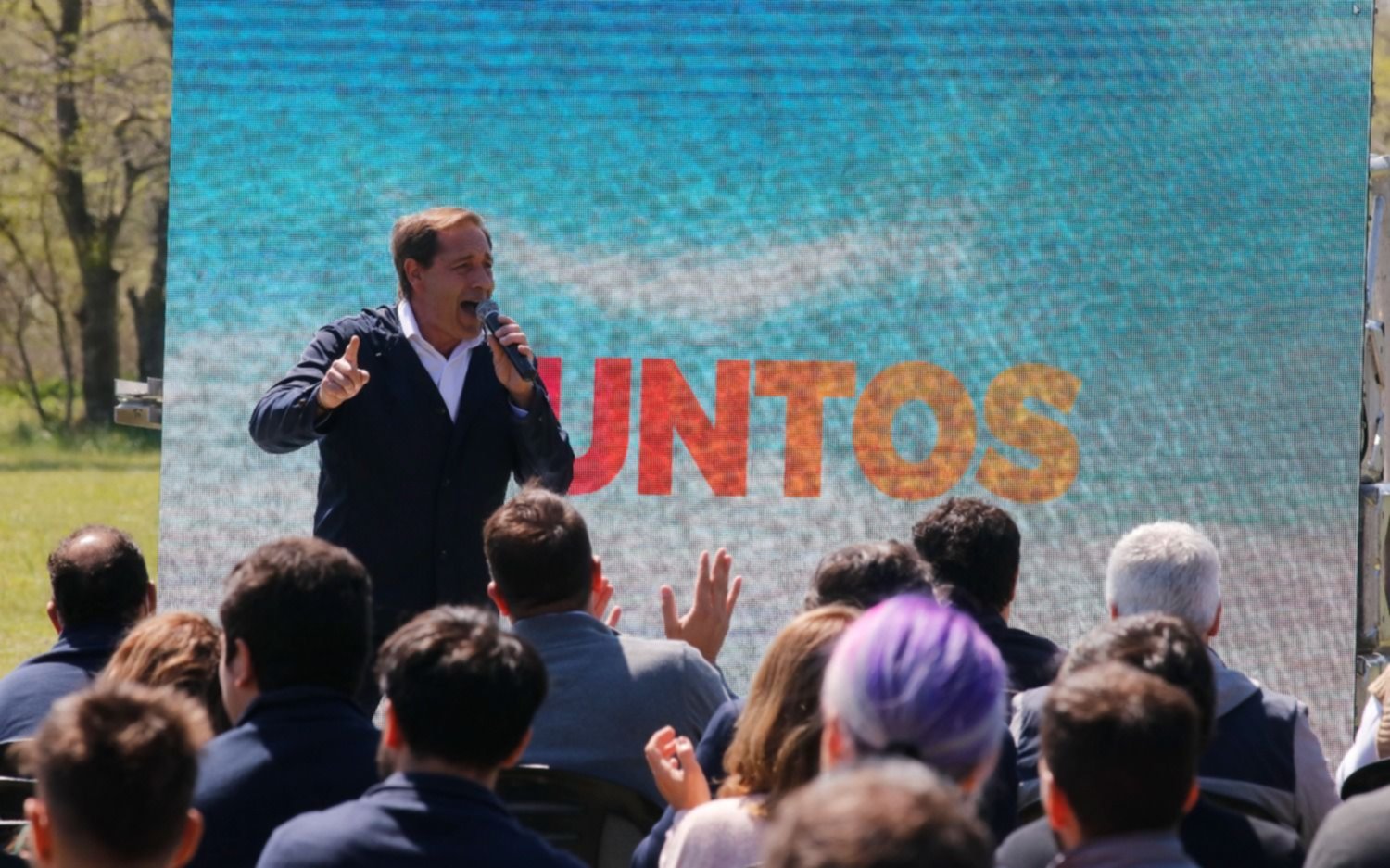 Juntos hizo un plenario en La Plata y presentó a sus candidatos para noviembre