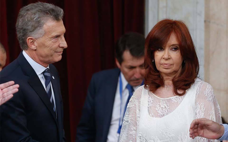 Macri anunció que dará clases en EE.UU y Cristina le salió al cruce: "No sé si reirme o llorar"