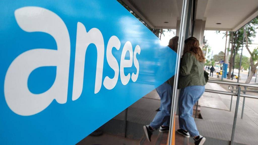 Todos los detalles del “complemento” del salario familiar anunciado por Anses
