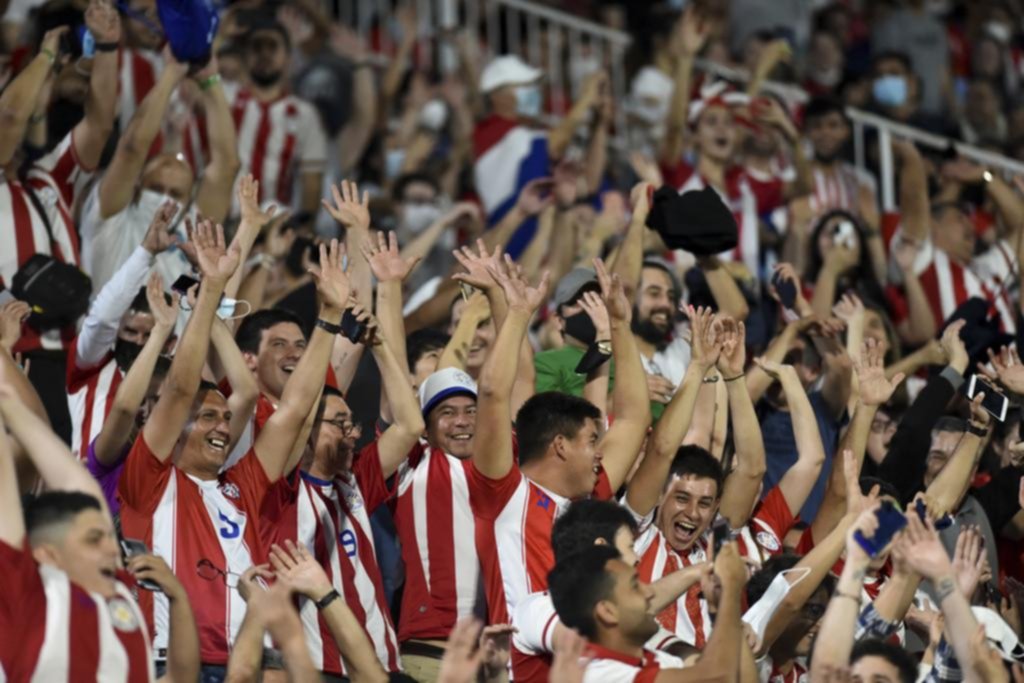 Más del 50% de hinchas locales en el estadio