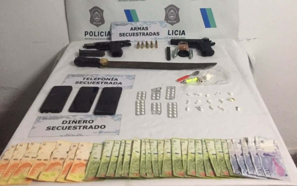 A los tiros y por los techos intentó escapar de la policía: al final lo detuvieron
