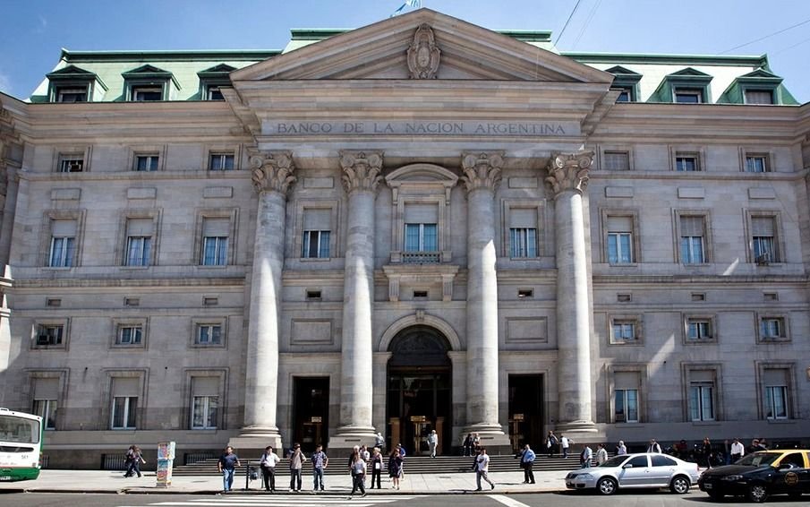 Empleados del Banco Nación cobrarán un bono de $66 mil y estalló la polémica