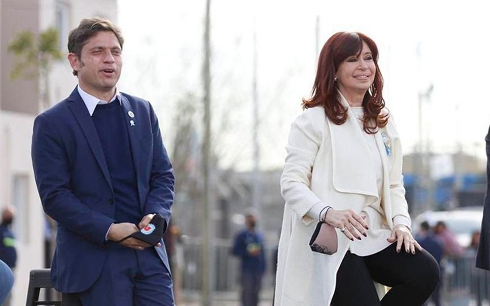 Cristina Kirchner se metió en la polémica de los viajes de egresados gratis