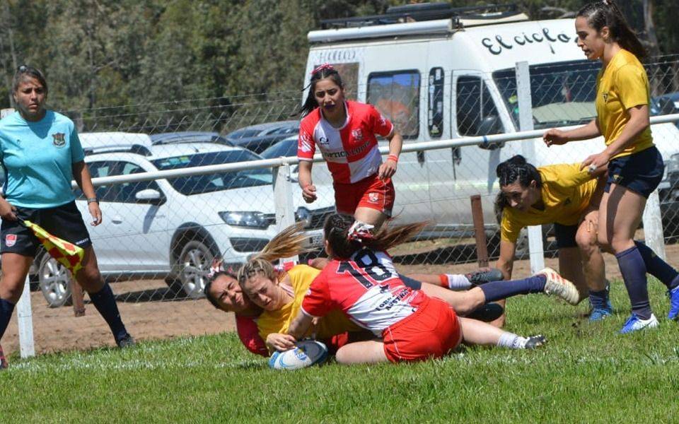 Las chicas de La Plata Rugby se metieron en las semifinales de la Copa de Plata en el Nacional de Clubes en Junín