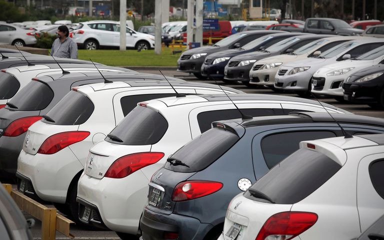 Reportan leve suba de la venta de autos usados en septiembre