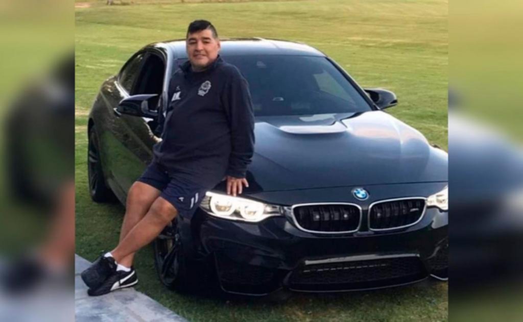 Salen a subasta los bienes de Maradona: autos, casas y hasta ropa y pelotas