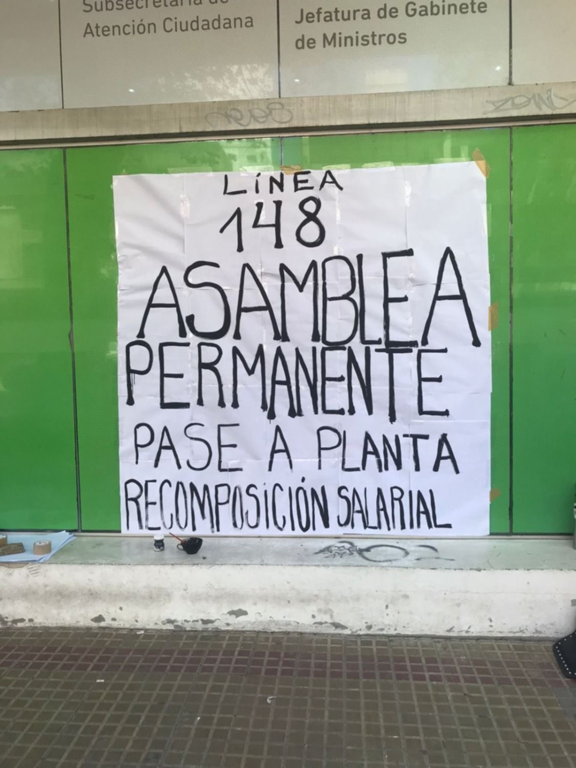 Asamblea y protesta en la Línea 148 por mejores condiciones salariales y laborales