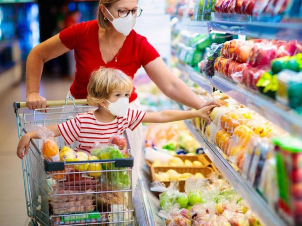 Para no ser pobre, una familia necesita $70.532 - Política y Economía