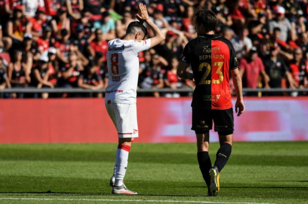 Fernando Zuqui participó del gol y le pidió perdón a los hinchas de su ex equipo